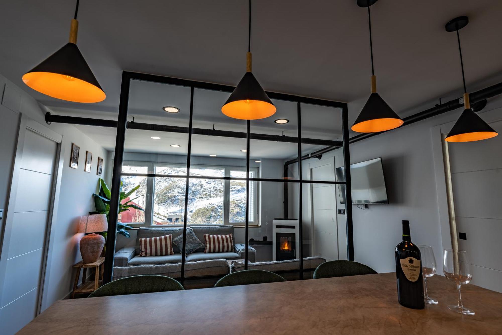 Luxury Refurnished Apartment With Private Parking Close To Ski Slopes シエラネバダ エクステリア 写真