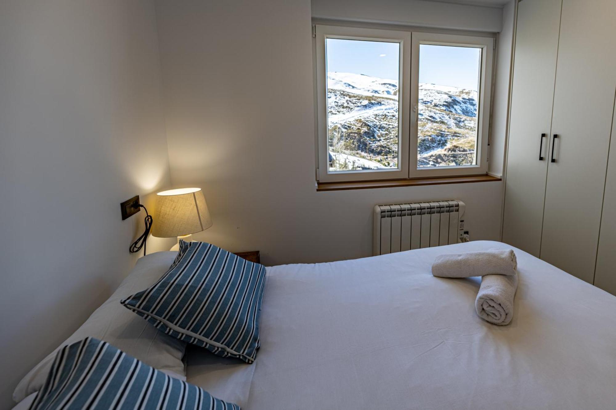 Luxury Refurnished Apartment With Private Parking Close To Ski Slopes シエラネバダ エクステリア 写真