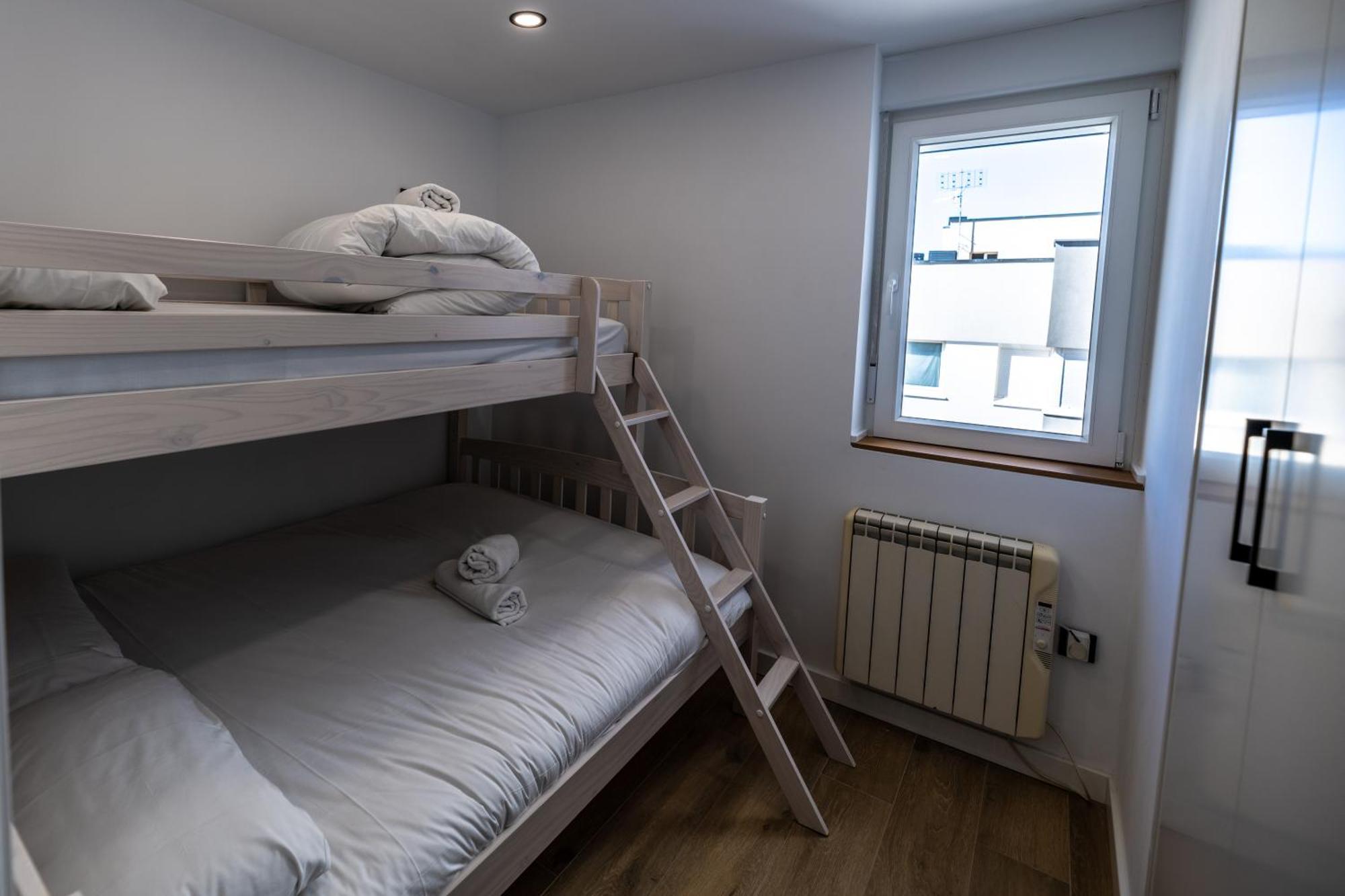 Luxury Refurnished Apartment With Private Parking Close To Ski Slopes シエラネバダ エクステリア 写真